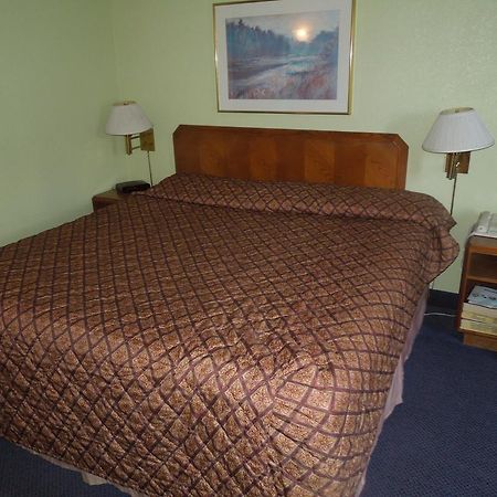 Travelodge - Cincinnati Sharonville Δωμάτιο φωτογραφία