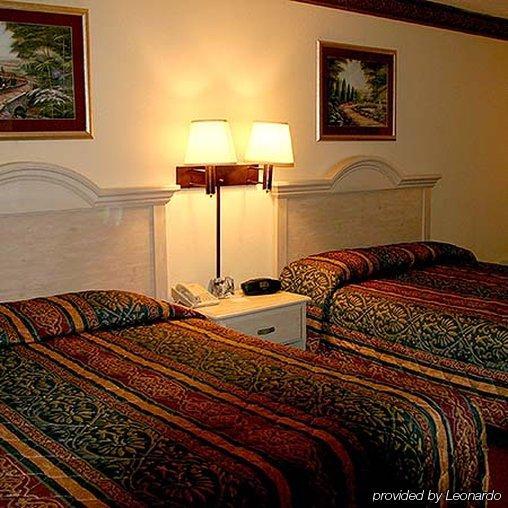 Travelodge - Cincinnati Sharonville Εξωτερικό φωτογραφία